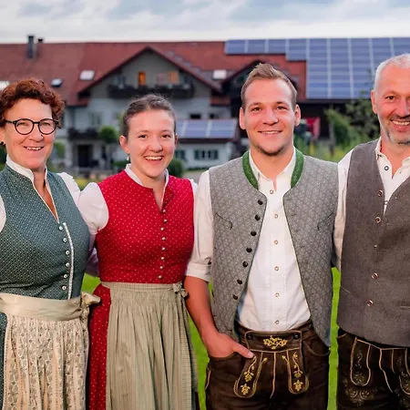 Schaedlerhof Farm stay *