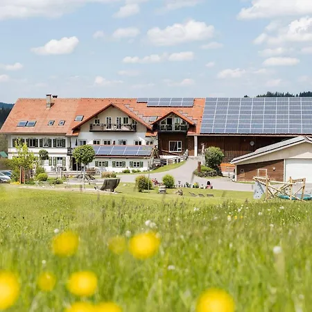 Farm stay Schaedlerhof Oberstaufen